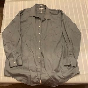 Van Heusen button up shirt